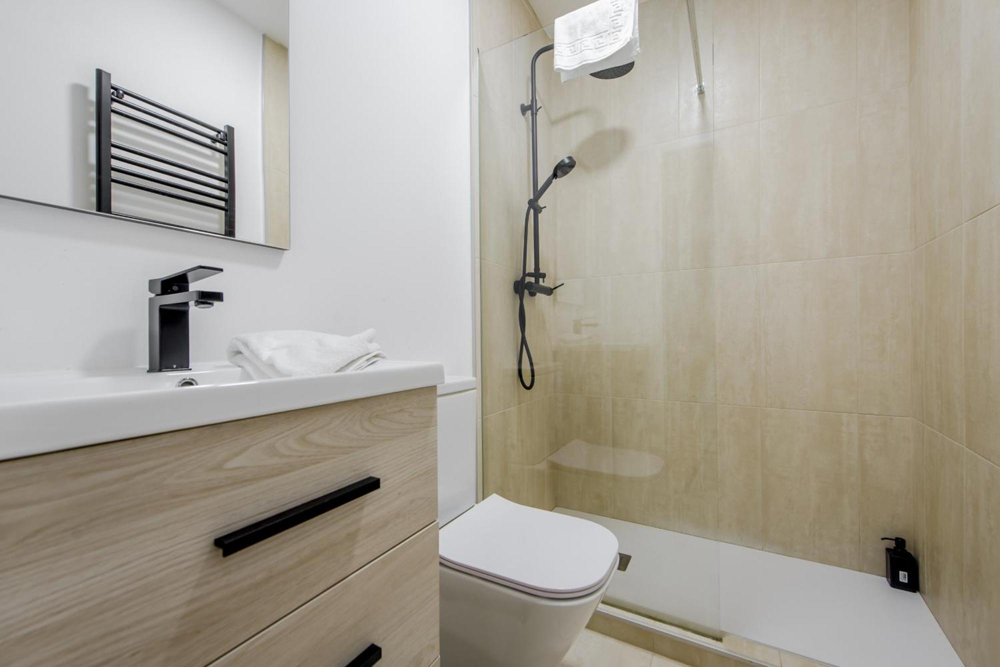 Premium Apt Para 9Pax En Calle Olmo - Centro De Madrid E1 外观 照片